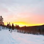 6 Person In Passebekk-by Traum